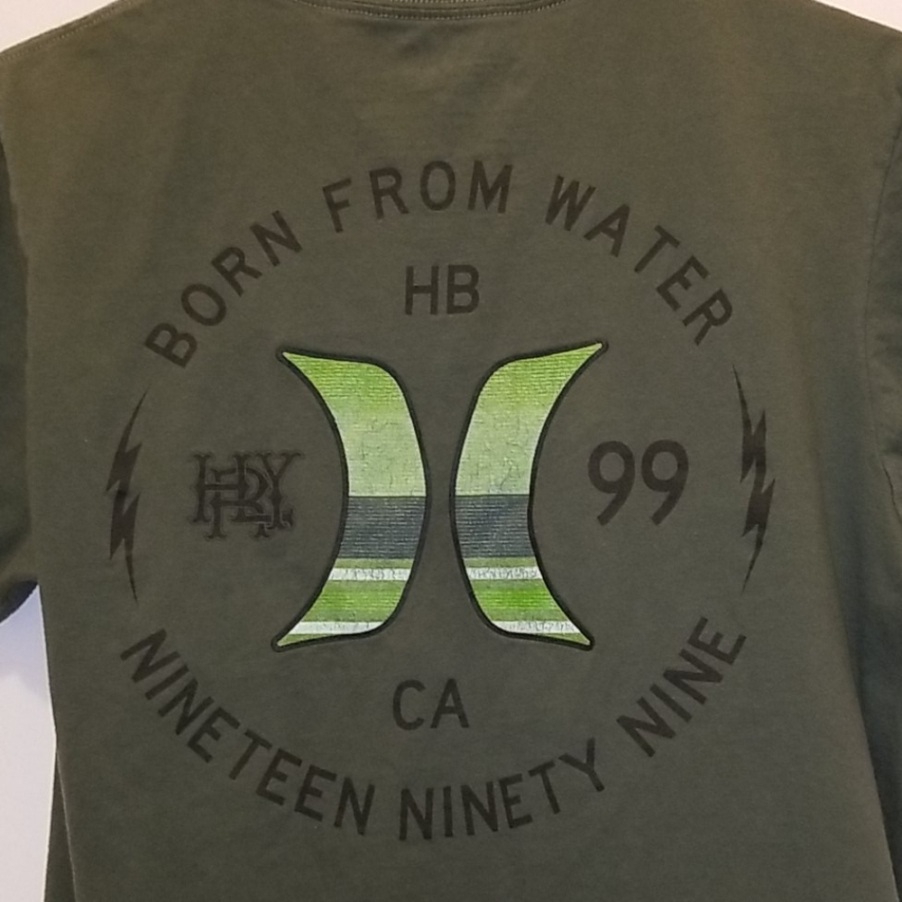 Hurley t-shirt. Front and back logo